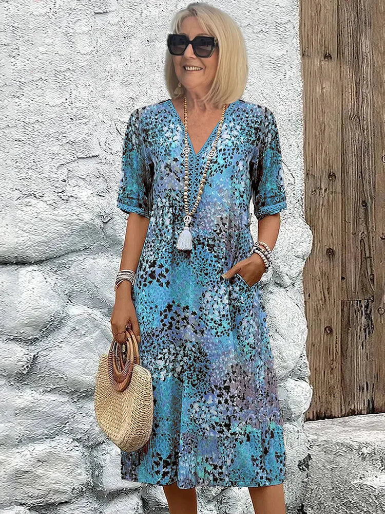 Karen | Light Dress with V-Neck